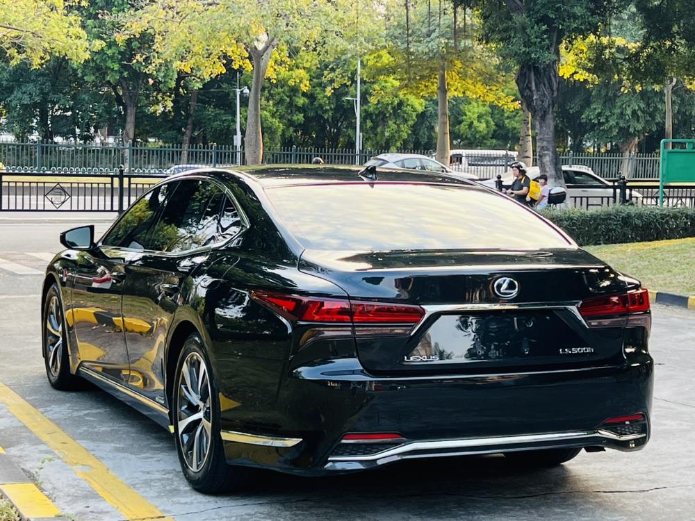 Lexus Lexus LS