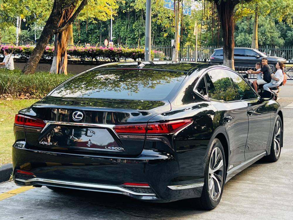 Lexus Lexus LS