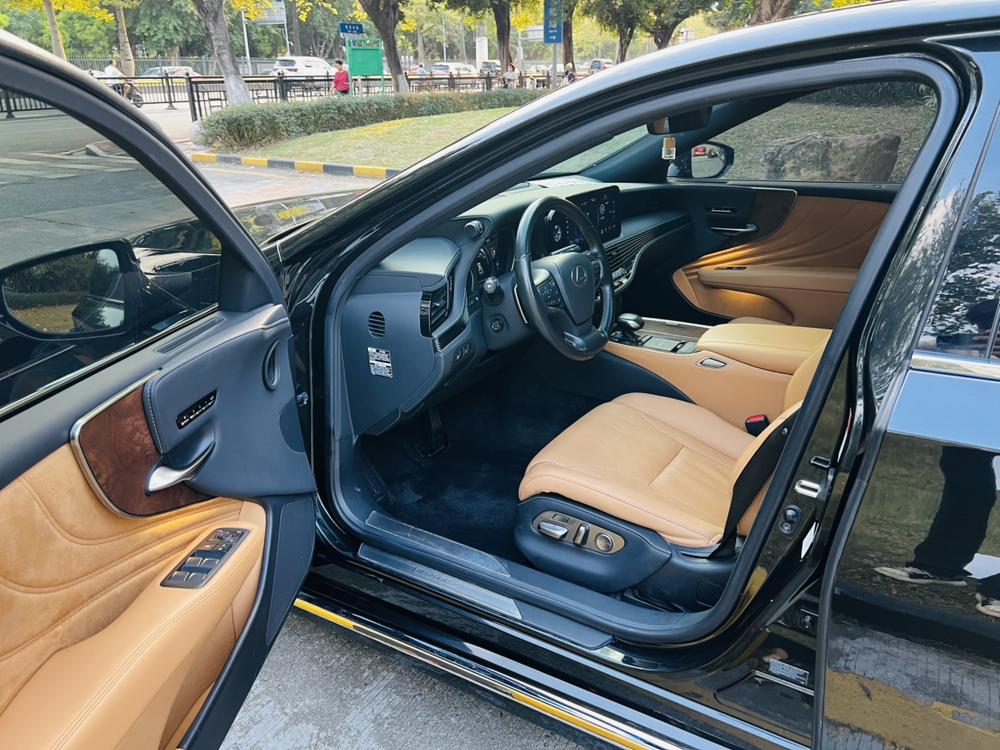 Lexus Lexus LS