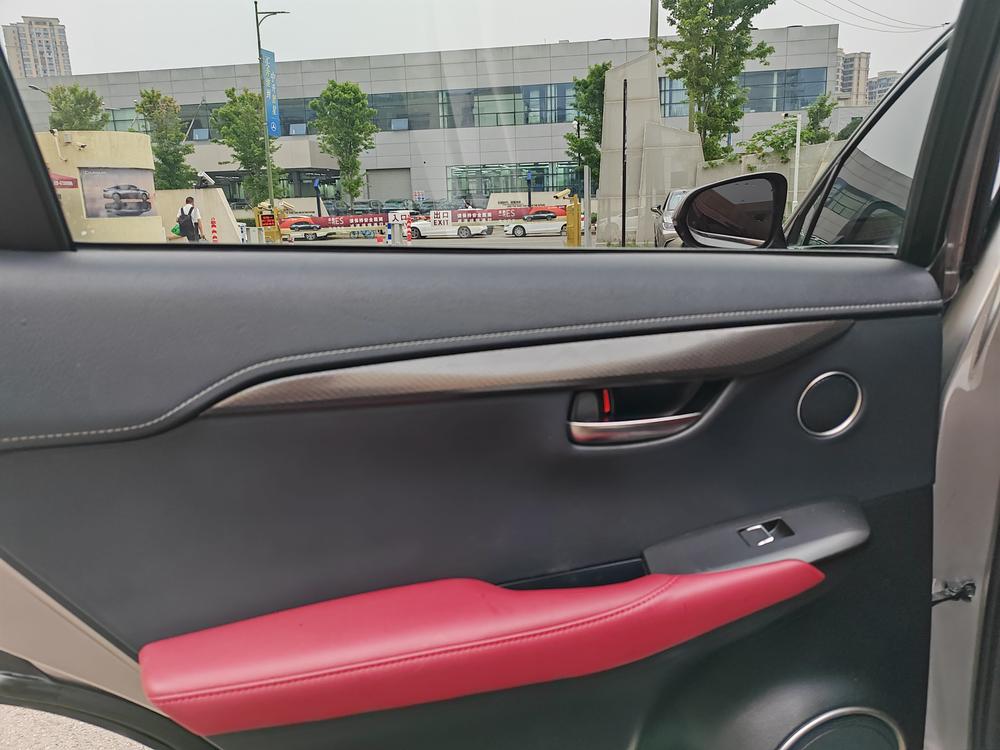 Lexus Lexus NX