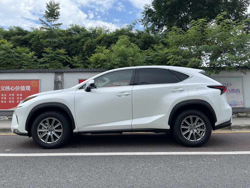Lexus Lexus NX