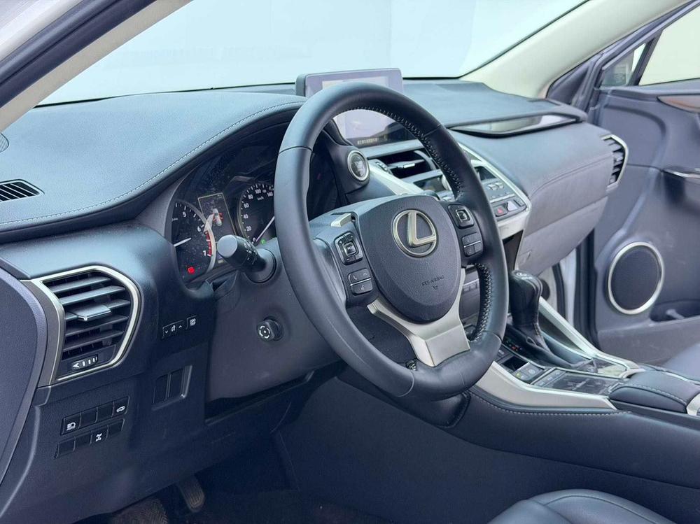 Lexus Lexus NX