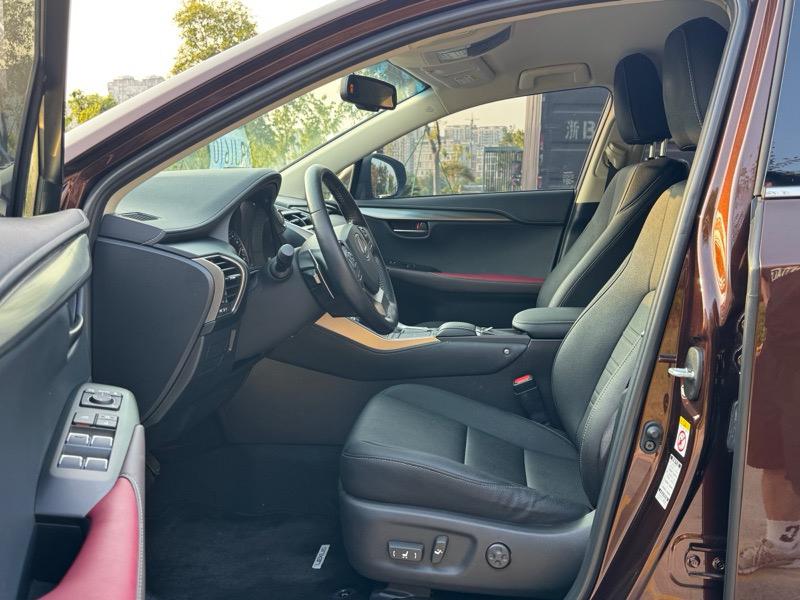 Lexus Lexus NX