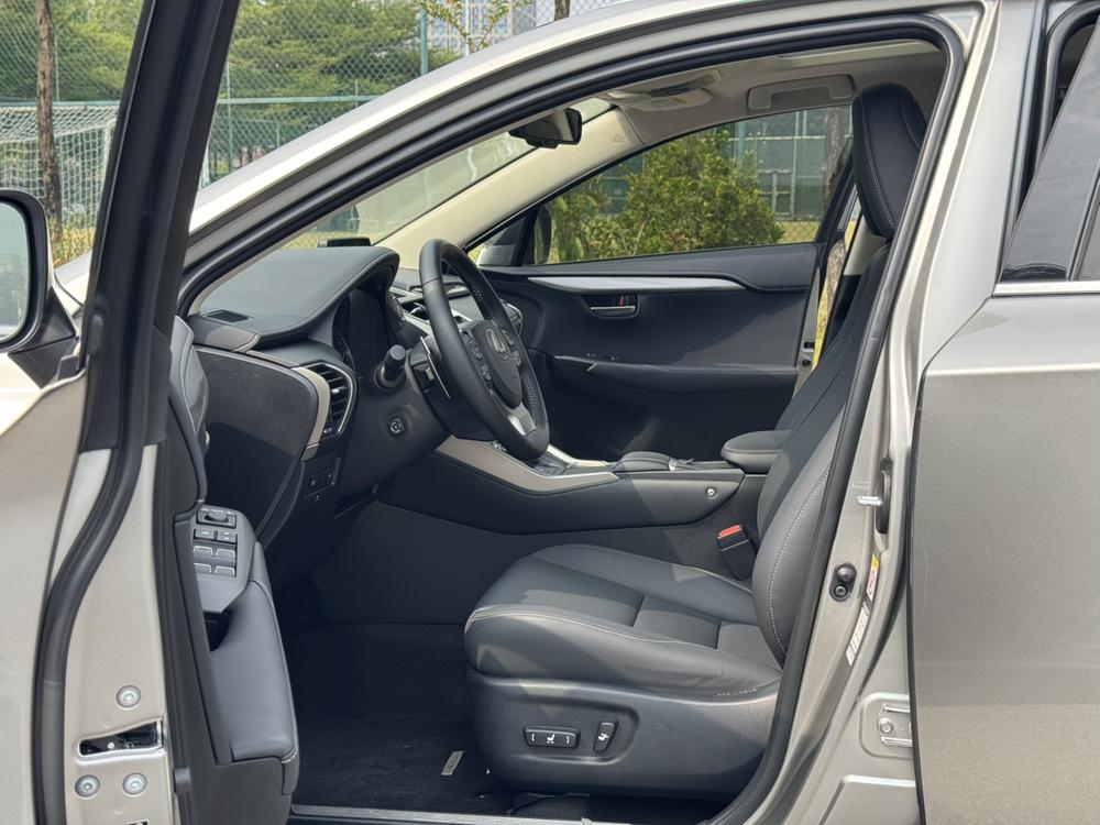 Lexus Lexus NX