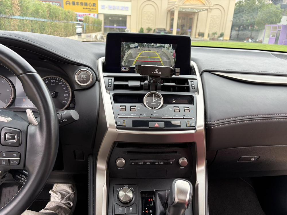 Lexus Lexus NX