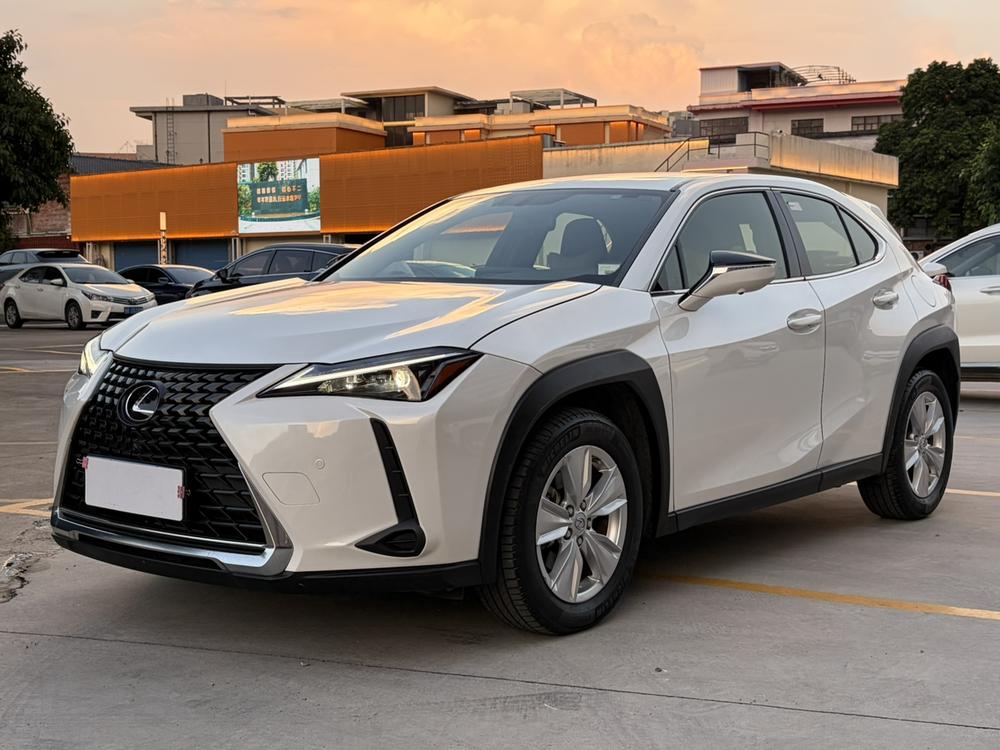 Lexus Lexus UX