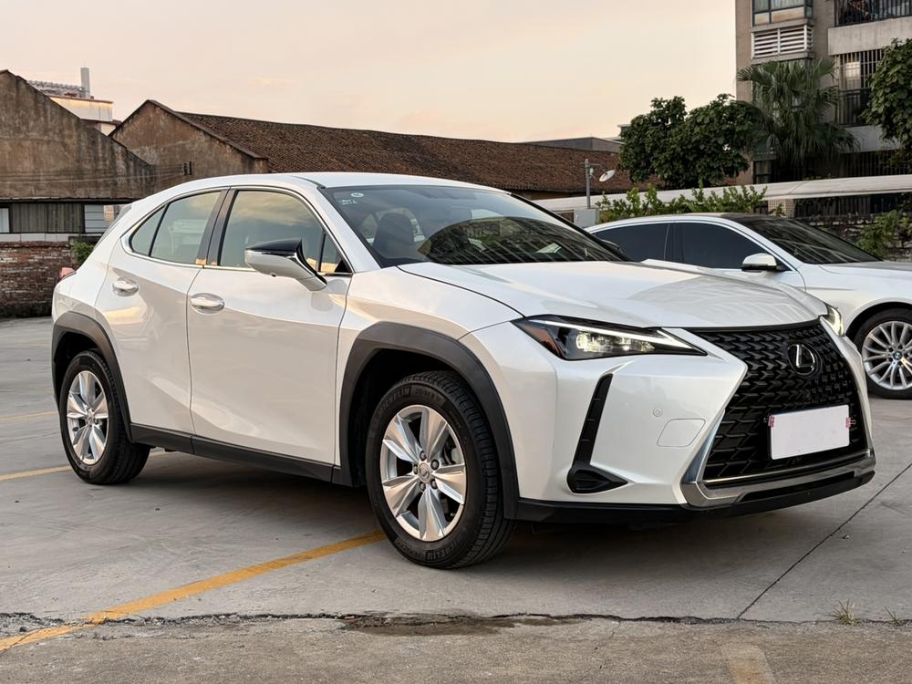 Lexus Lexus UX