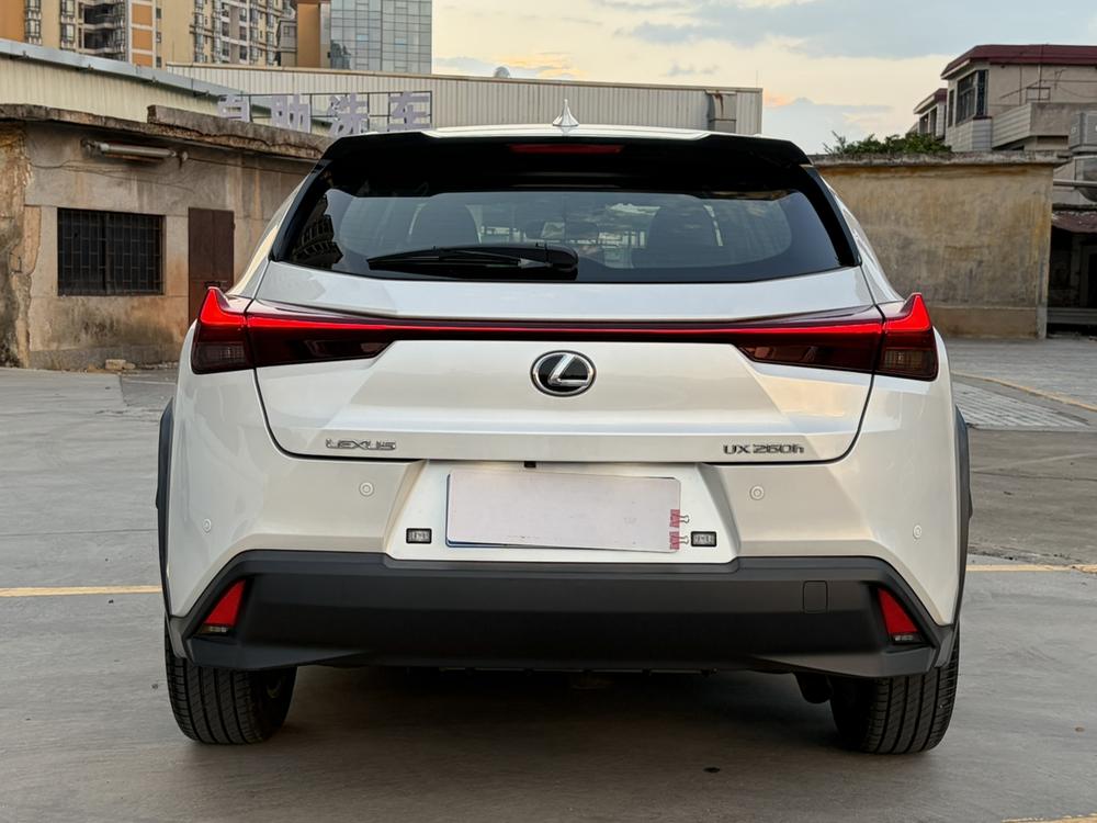 Lexus Lexus UX