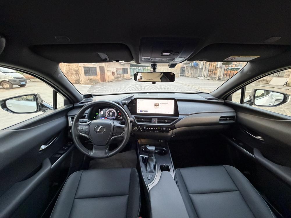Lexus Lexus UX