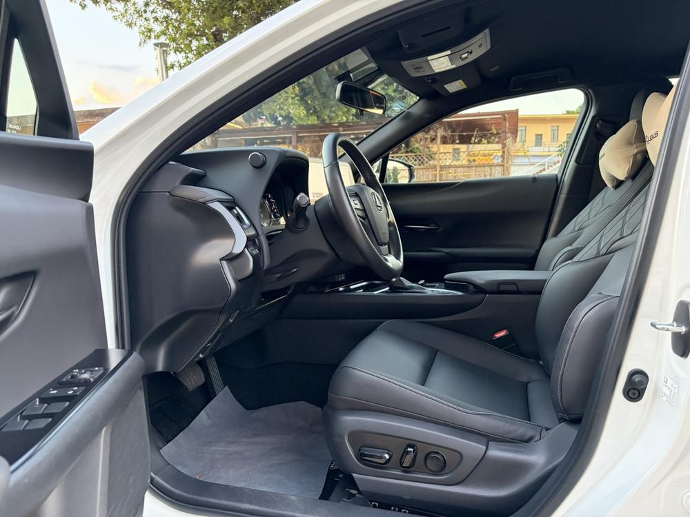 Lexus Lexus UX