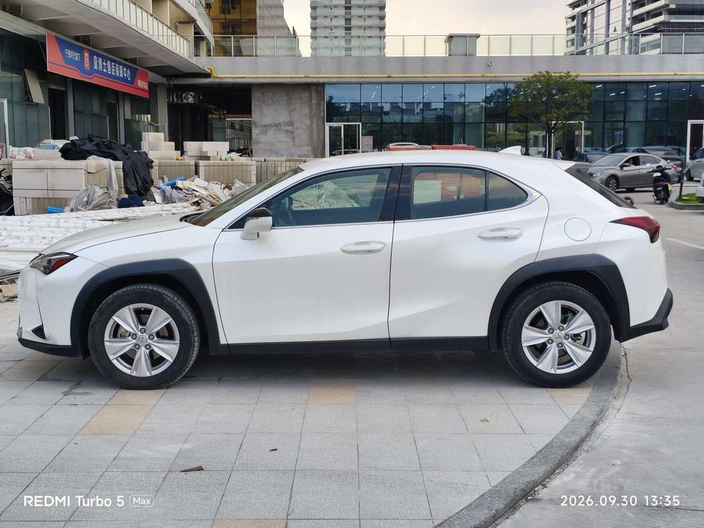 Lexus Lexus UX
