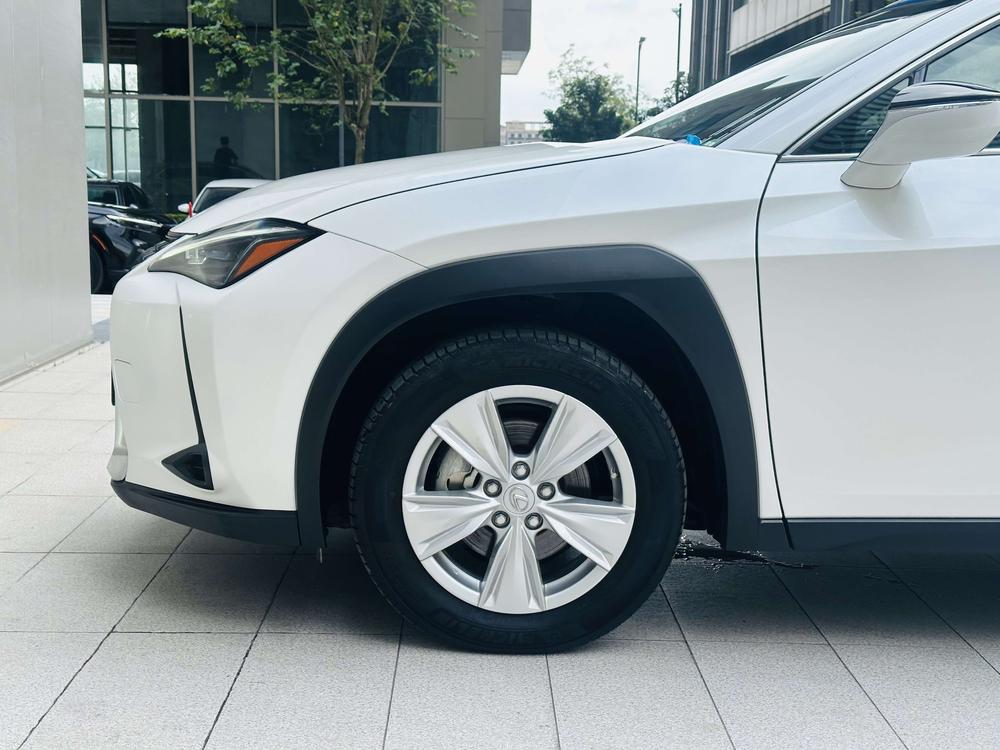 Lexus Lexus UX