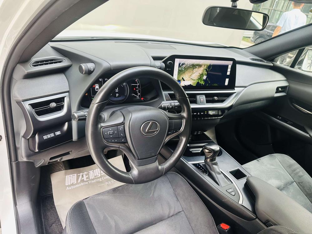 Lexus Lexus UX