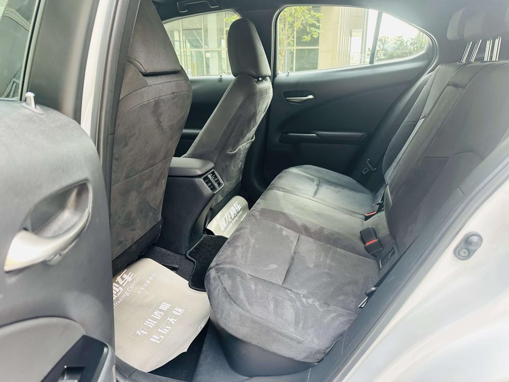 Lexus Lexus UX