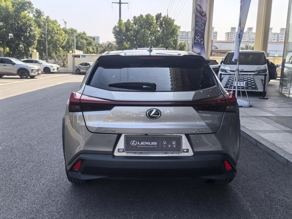 Lexus Lexus UX