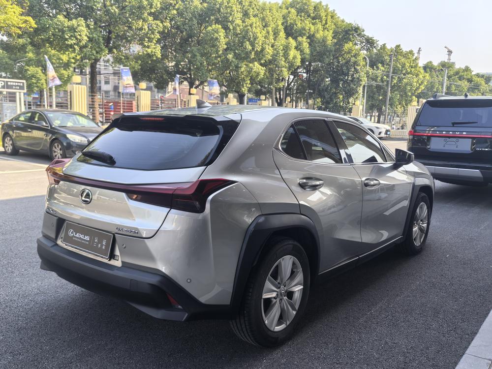 Lexus Lexus UX