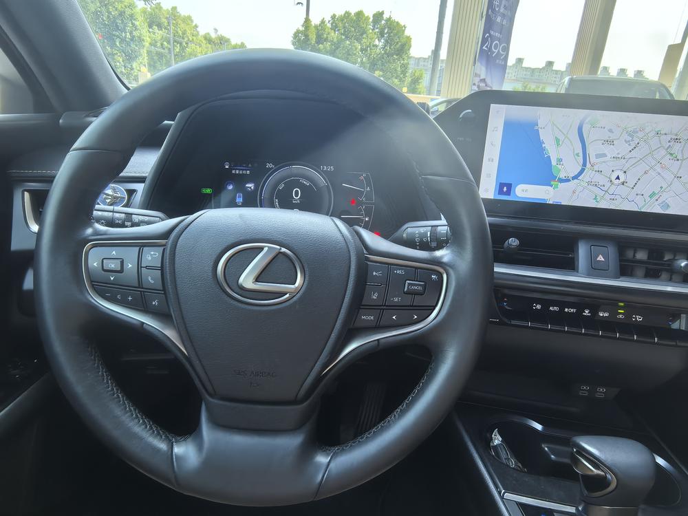 Lexus Lexus UX