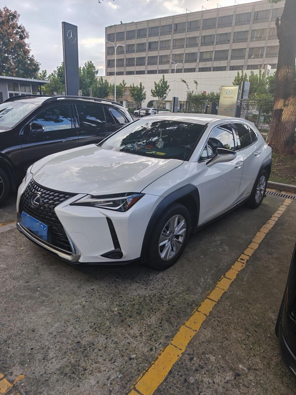Lexus Lexus UX