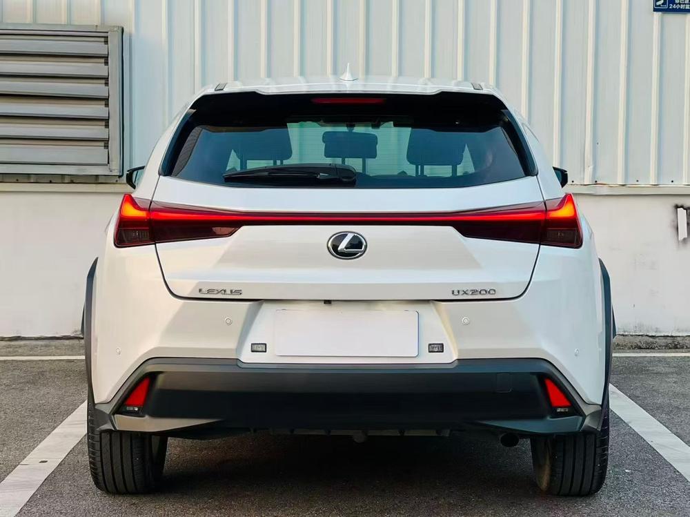 Lexus Lexus UX