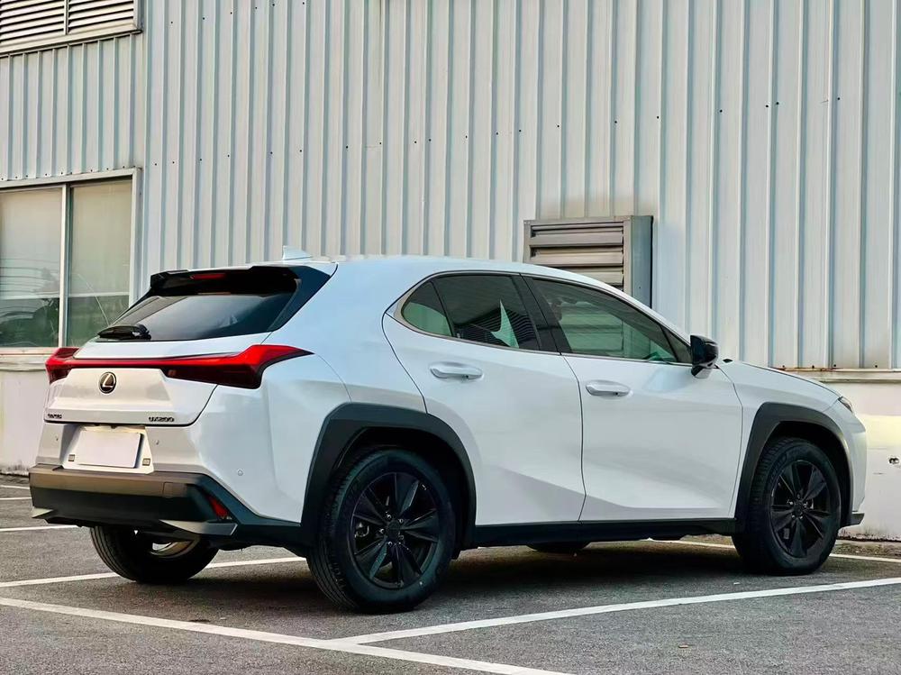 Lexus Lexus UX