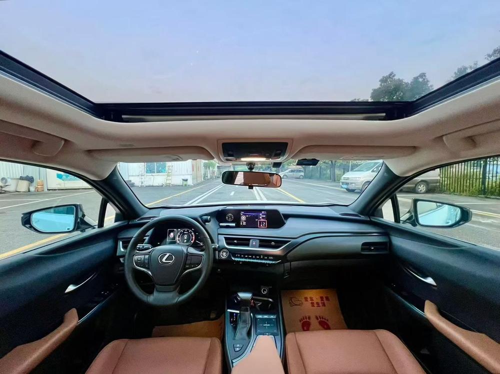 Lexus Lexus UX