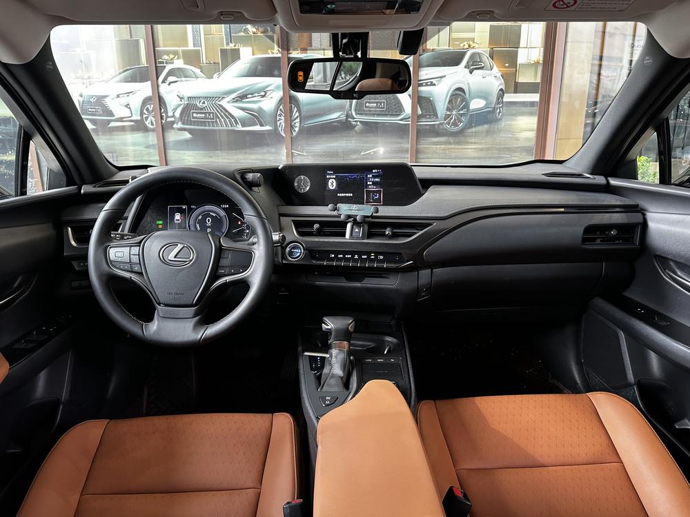 Lexus Lexus UX
