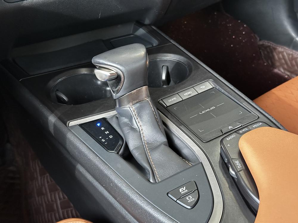Lexus Lexus UX