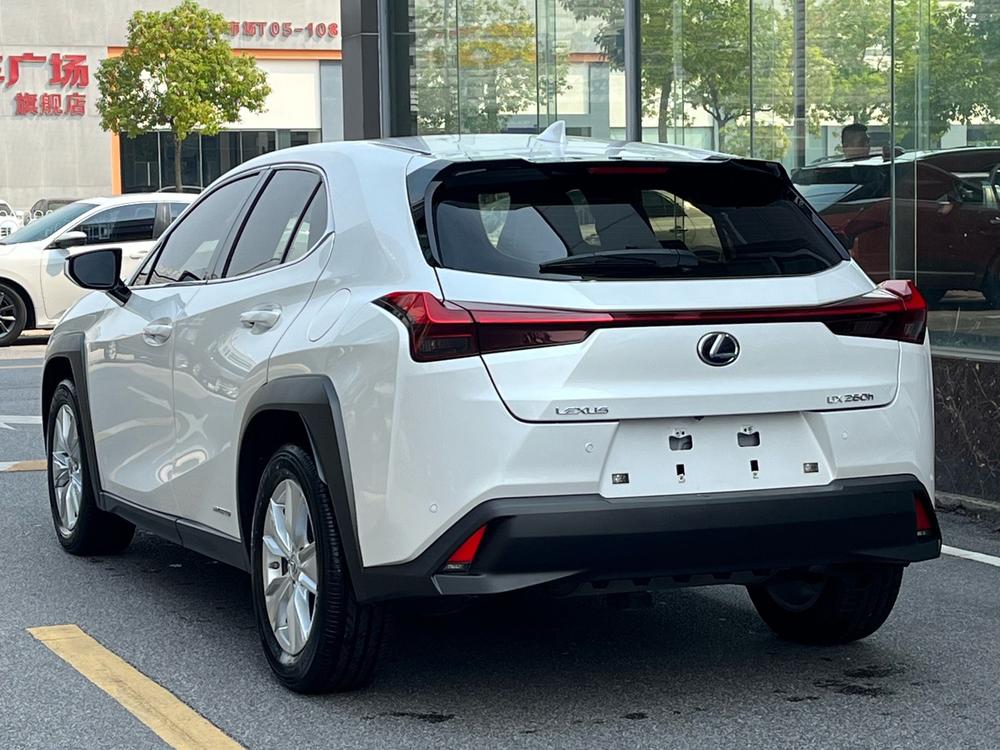 Lexus Lexus UX
