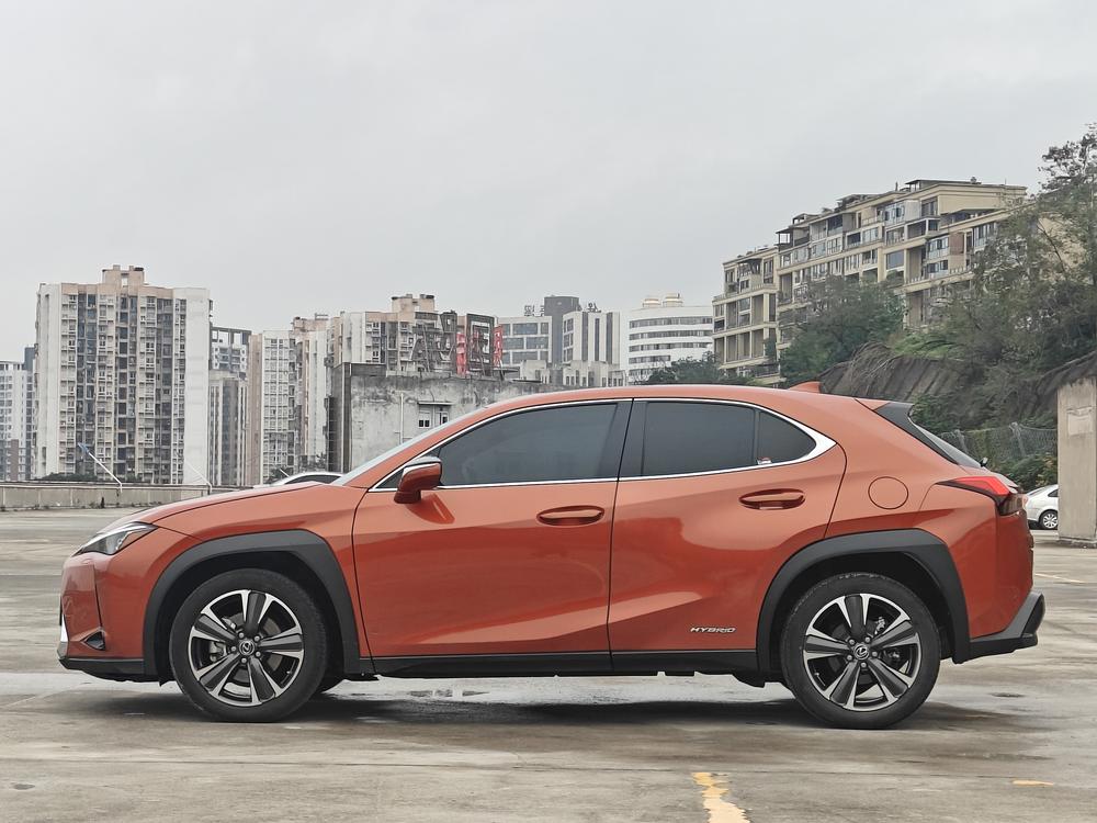 Lexus Lexus UX
