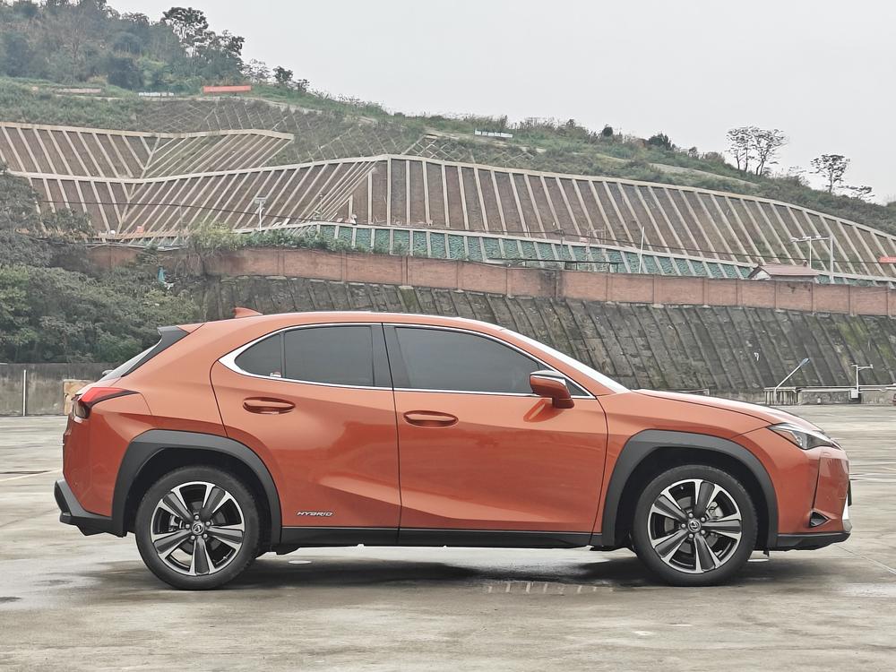 Lexus Lexus UX