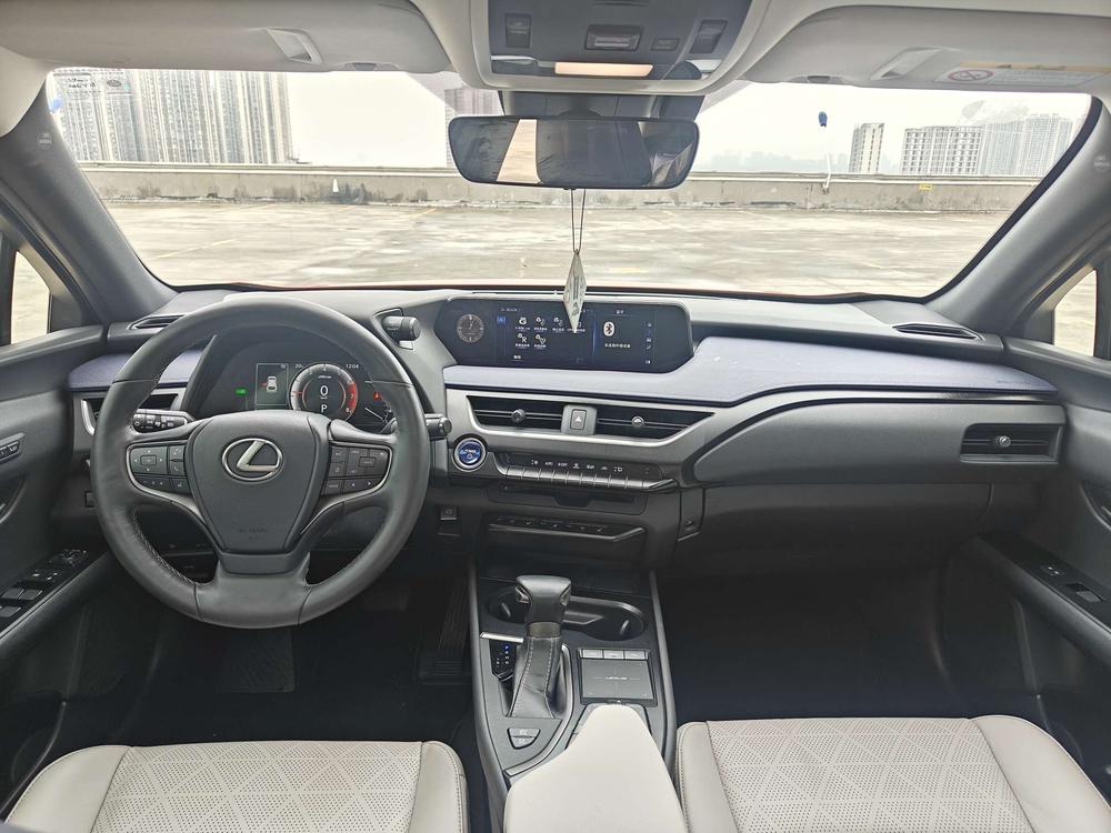 Lexus Lexus UX