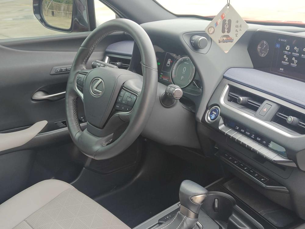Lexus Lexus UX