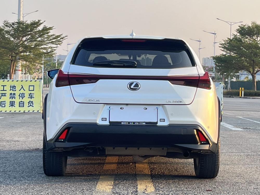 Lexus Lexus UX