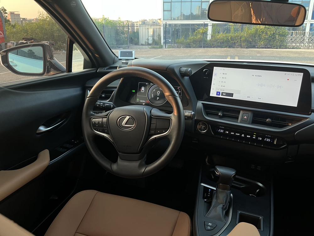 Lexus Lexus UX