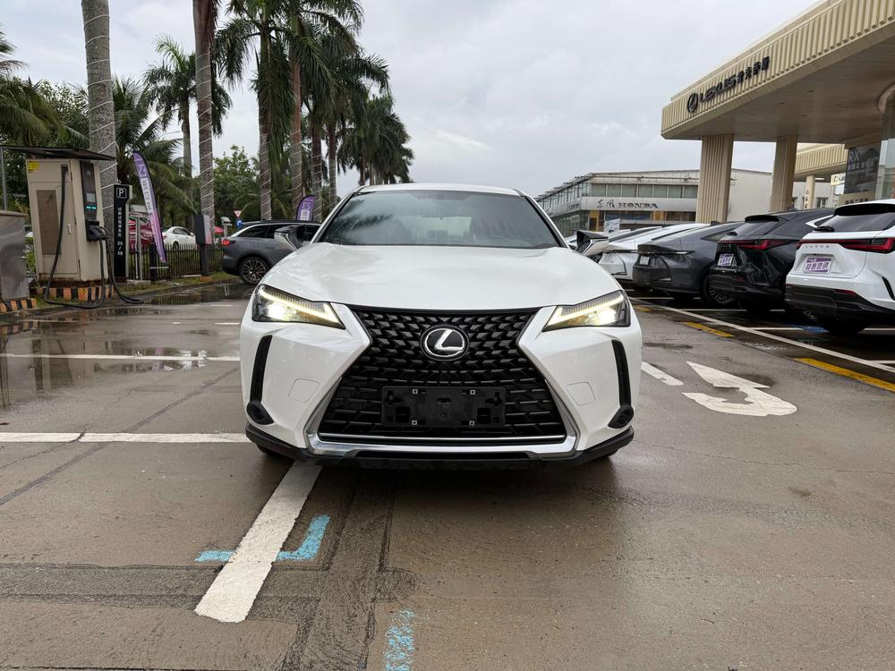 Lexus Lexus UX