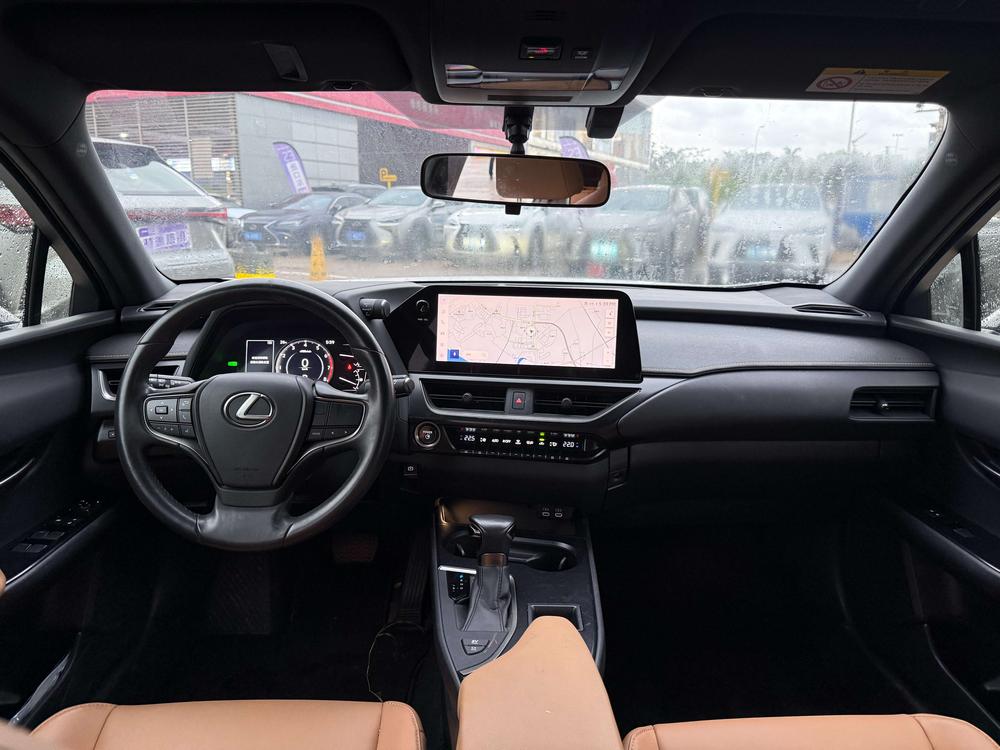 Lexus Lexus UX