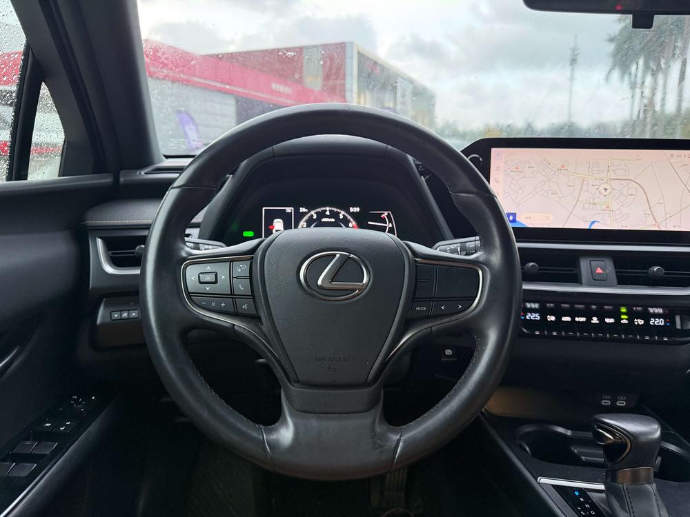 Lexus Lexus UX