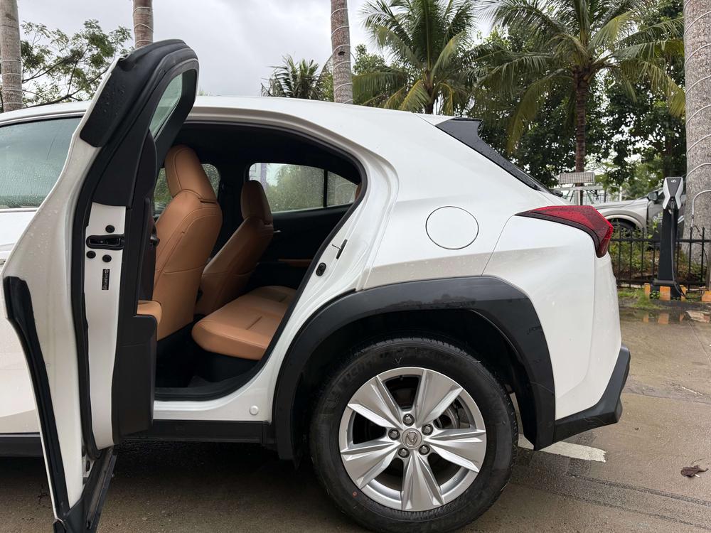 Lexus Lexus UX
