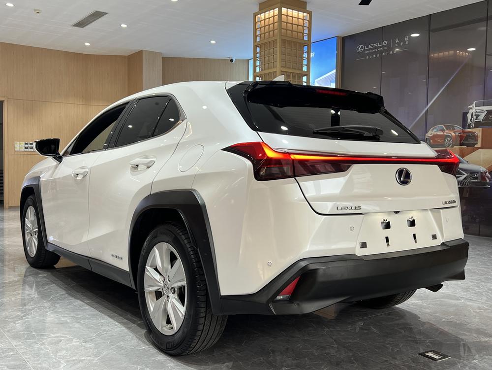 Lexus Lexus UX