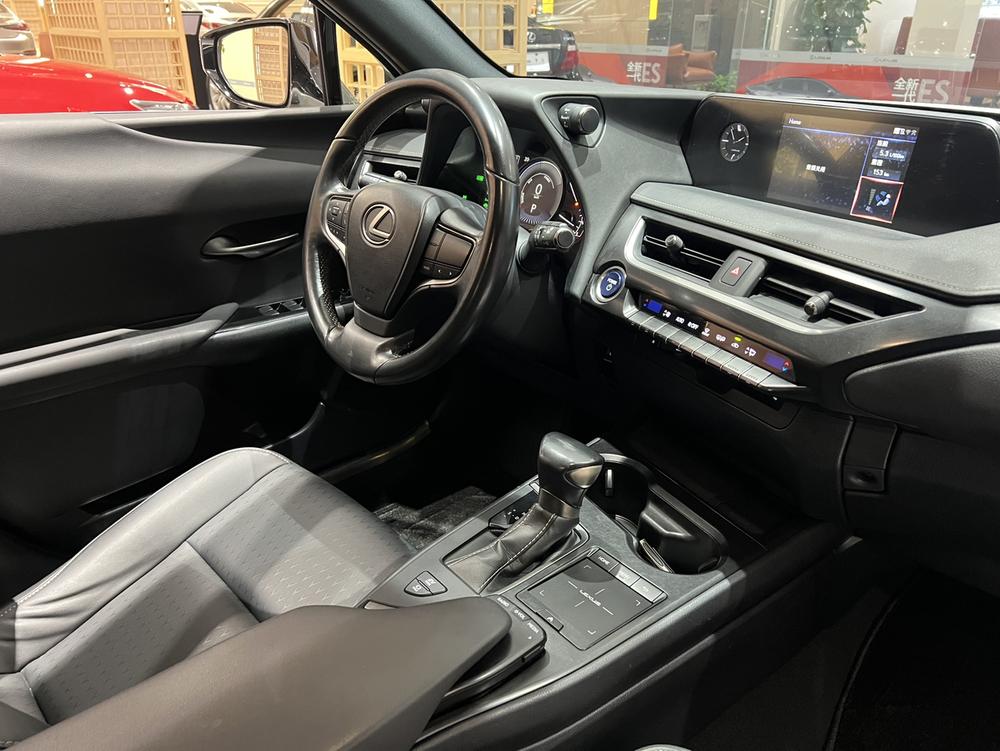 Lexus Lexus UX
