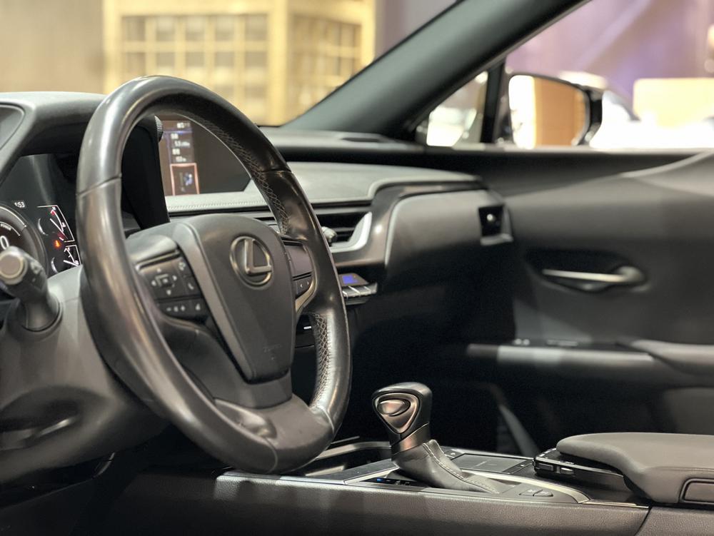 Lexus Lexus UX