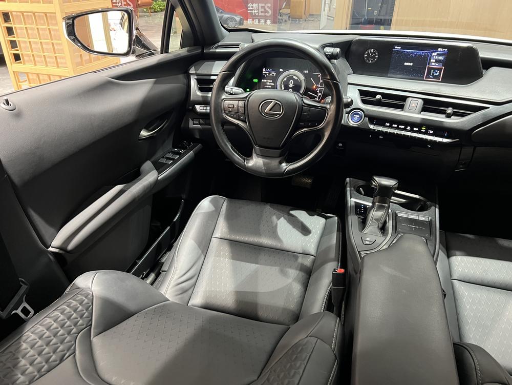 Lexus Lexus UX