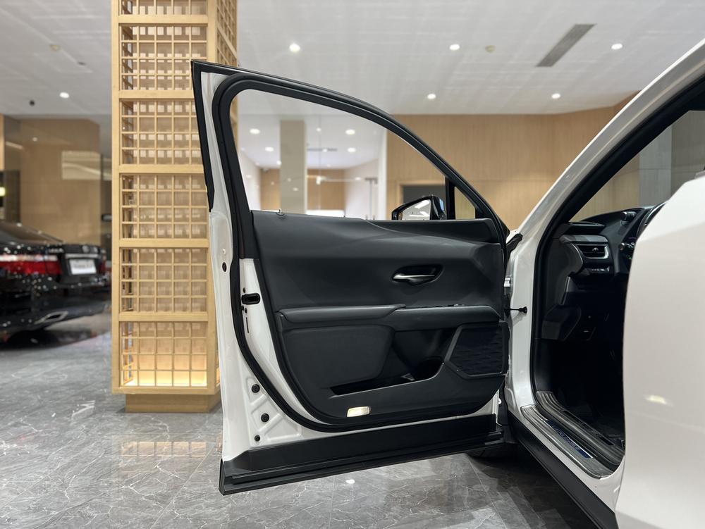 Lexus Lexus UX