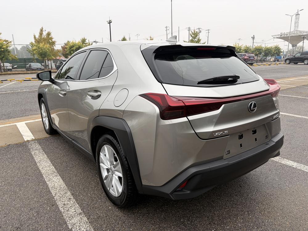 Lexus Lexus UX