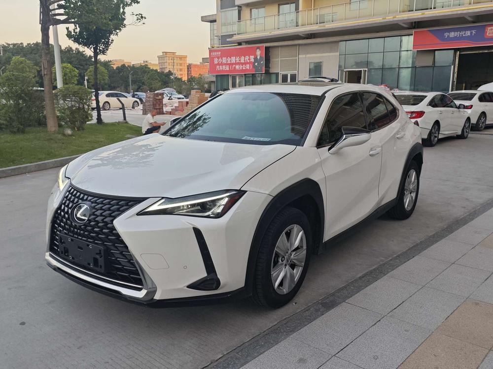 Lexus Lexus UX