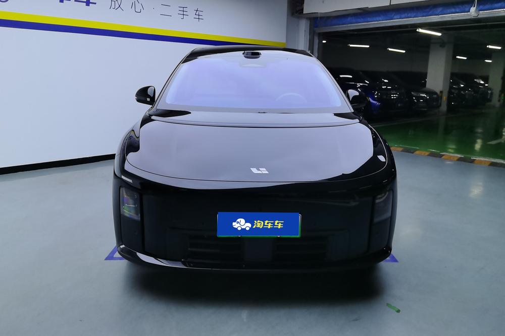 Li Auto Li Auto i8