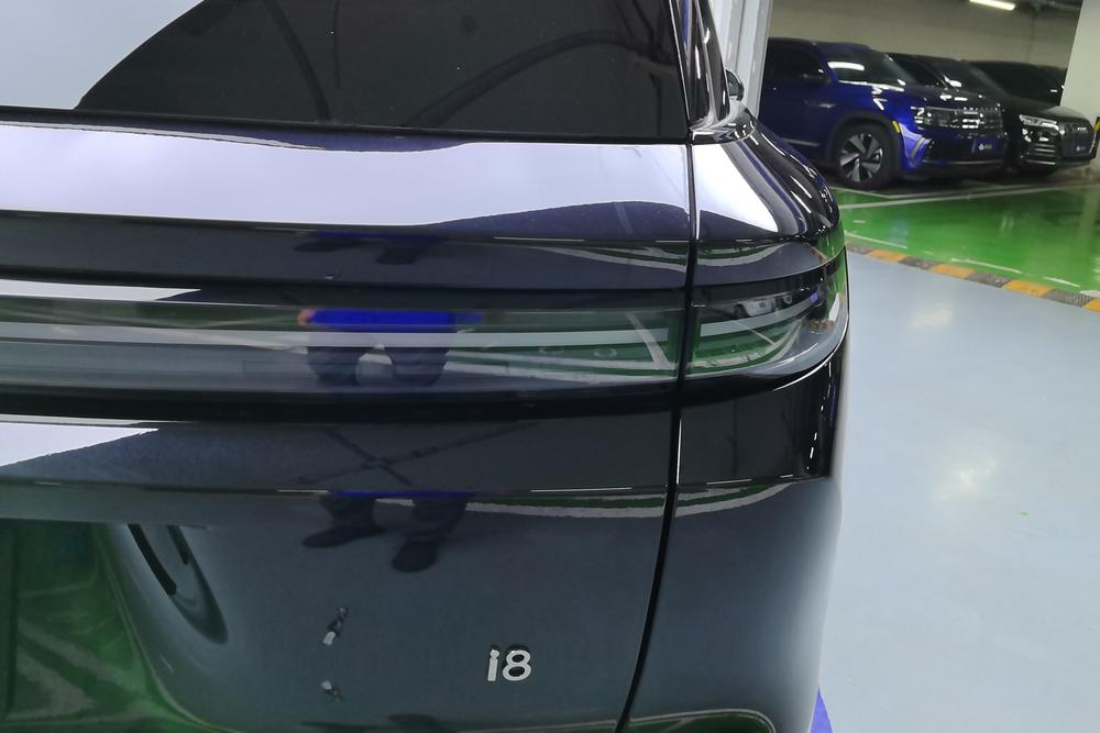 Li Auto Li Auto i8