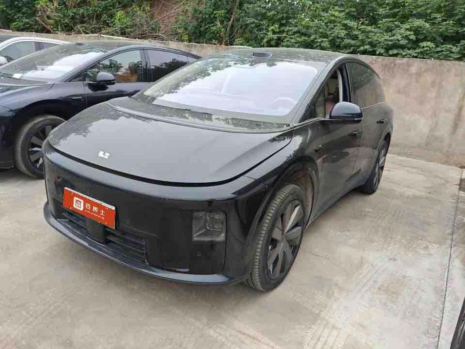 Li Auto Li Auto i8