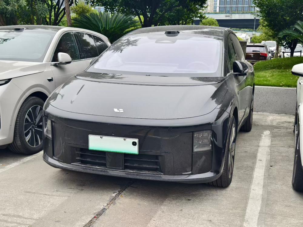Li Auto Li Auto i8