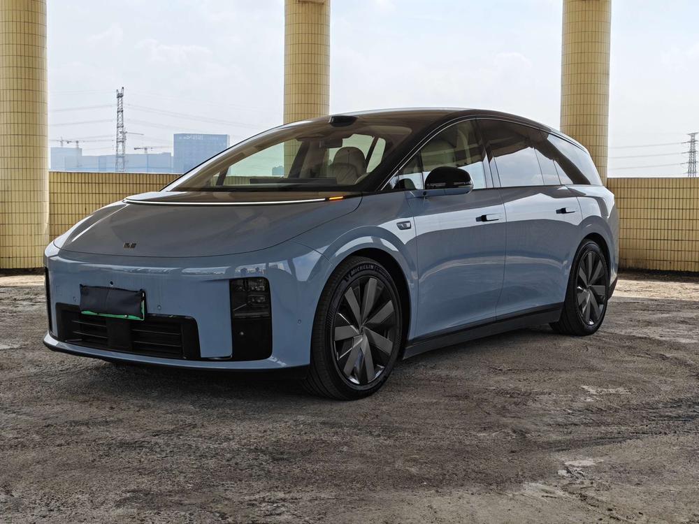 Li Auto Li Auto i8
